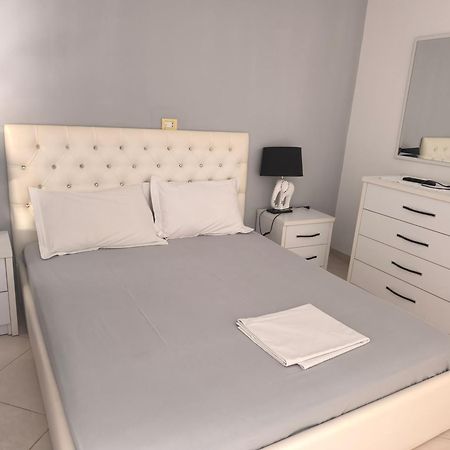 Marinela Apartment Sarande Exterior photo